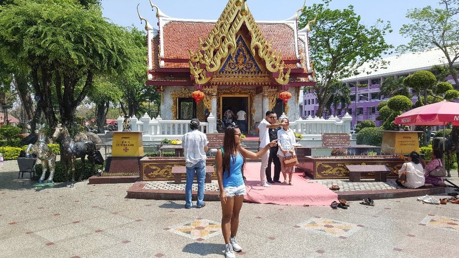 Shrine of King Taksin the Great