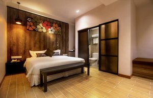 Hotel Twenty 8B in Kuala Lumpur, image may contain: Interior Design, Indoors, Bed, Flooring