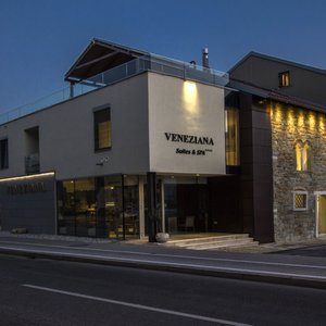 VENEZIANA Suites & SPA****