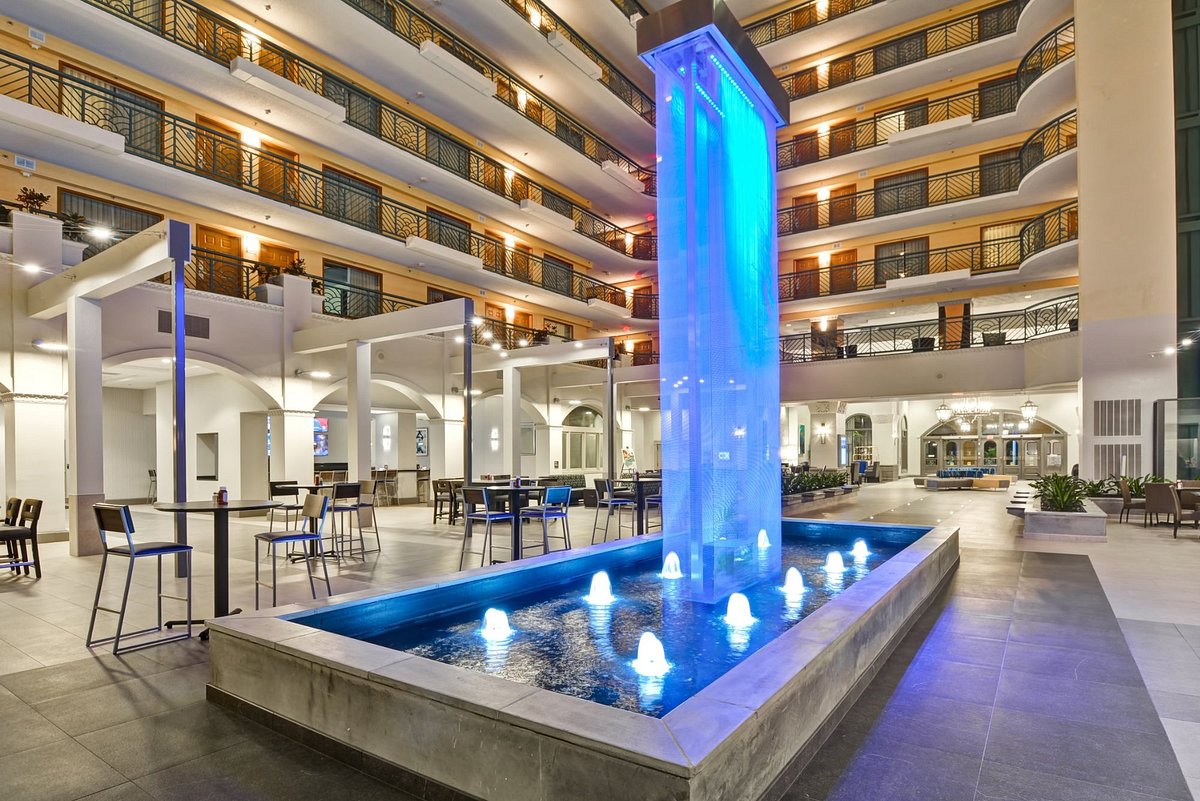 Embassy Suites by Hilton Miami International Airport UPDATED 2022