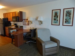 Hotels Near Jacksonville University  Candlewood Suites Jacksonville East  Merril Road