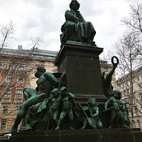 Beethoven Statue (Vienna) - All You Need to Know BEFORE You Go
