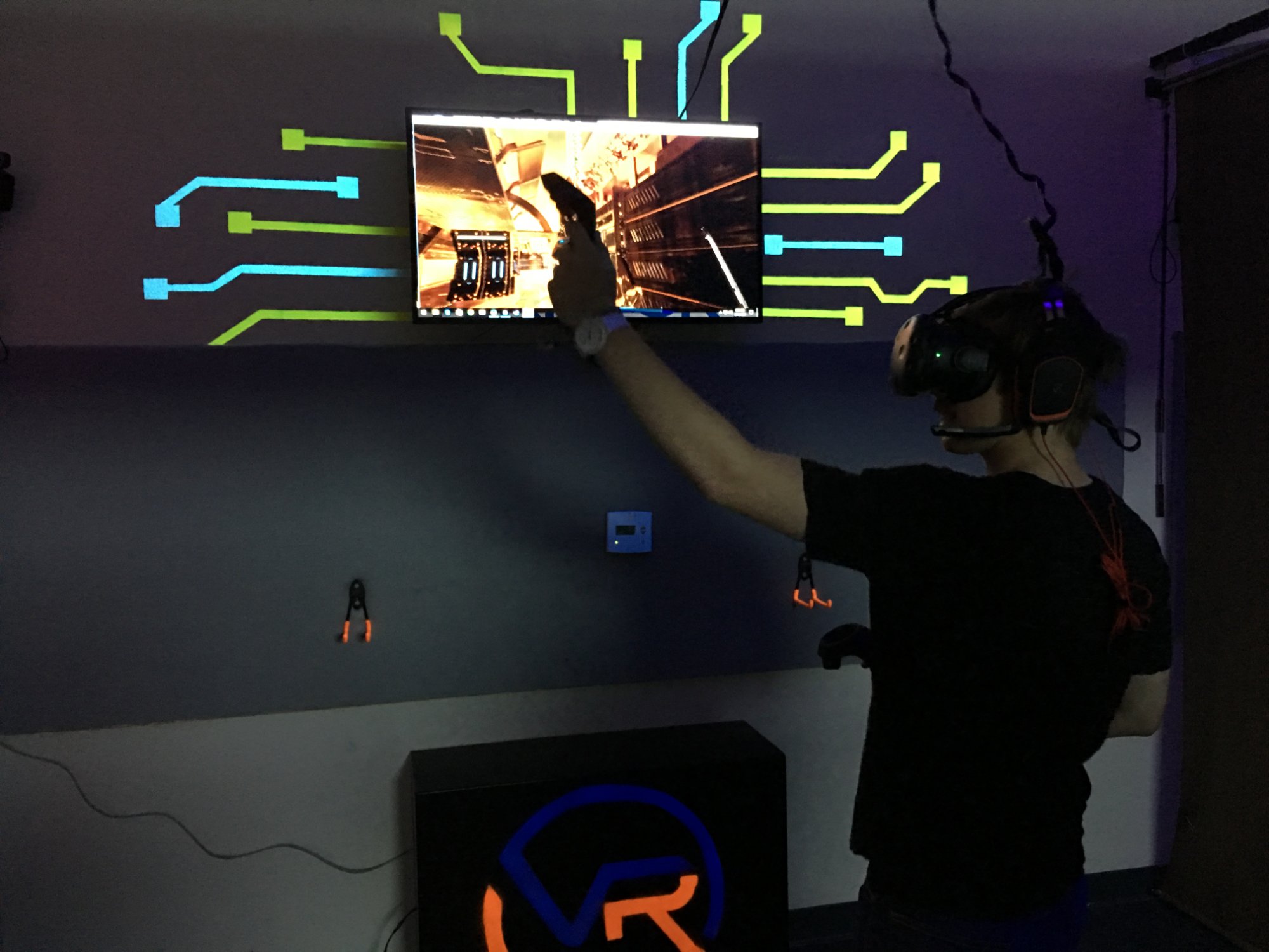 VR TERRITORY VIRTUAL REALITY GAMING CENTER (Los Angeles) - 2022 What To ...