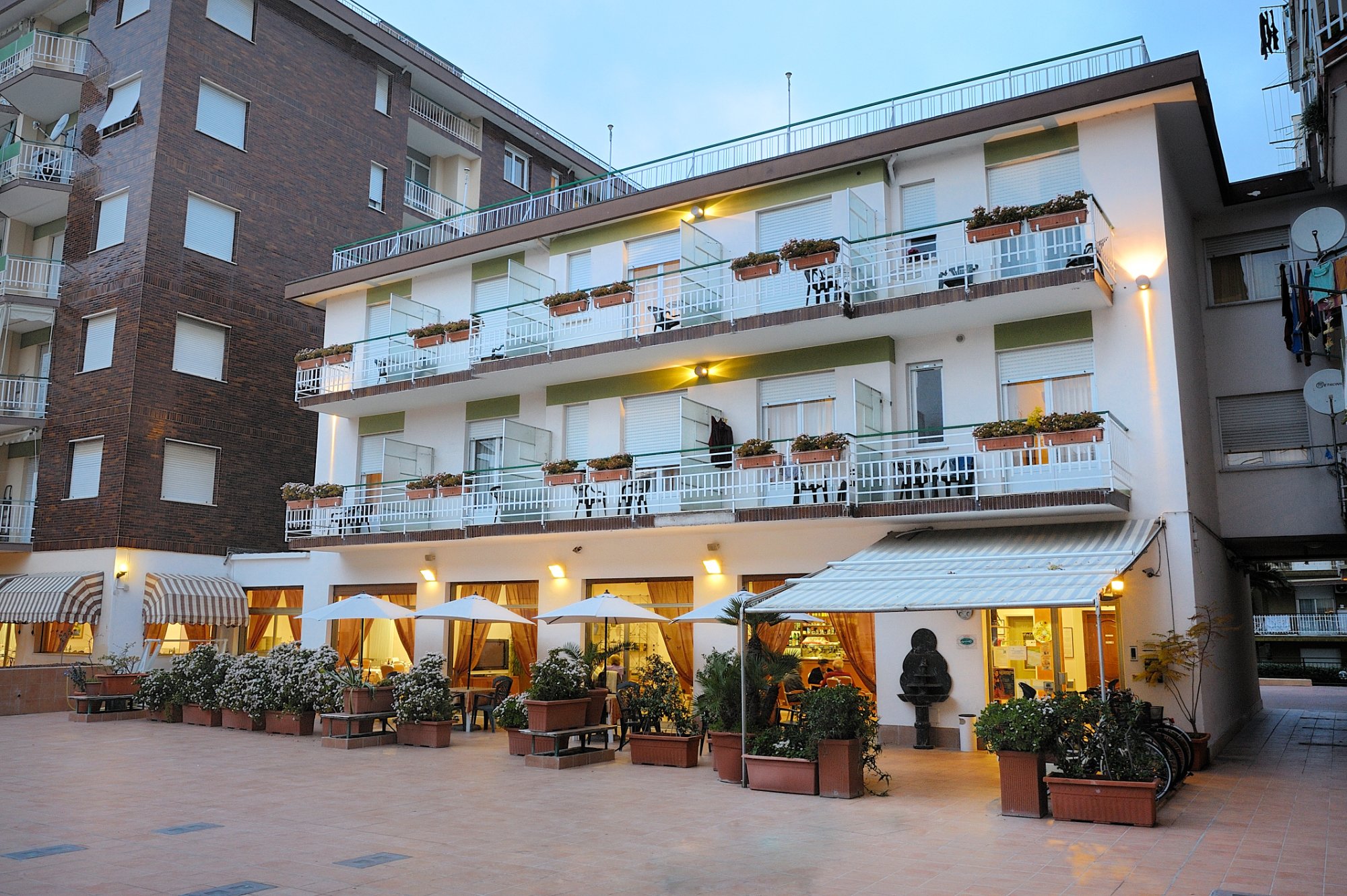 HOTEL ARMA (Arma Di Taggia, Italie) - Tarifs 2024 Mis à Jour Et Avis Hôtel