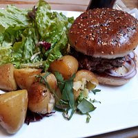 Plat : burger savoyard