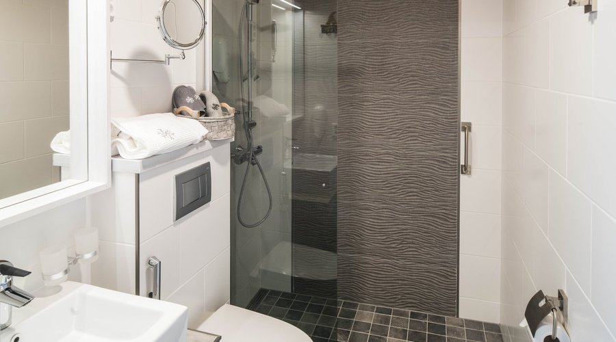 Floor-heated bathroom