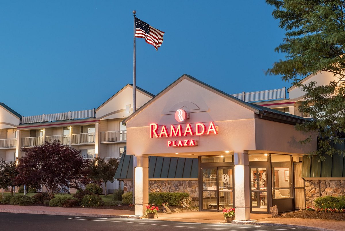Ramada Plaza by Wyndham Portland, hotell i Portland