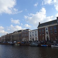 Nieuwe Gracht Haarlem;architectuur uit de 17de en 18de eeuw
