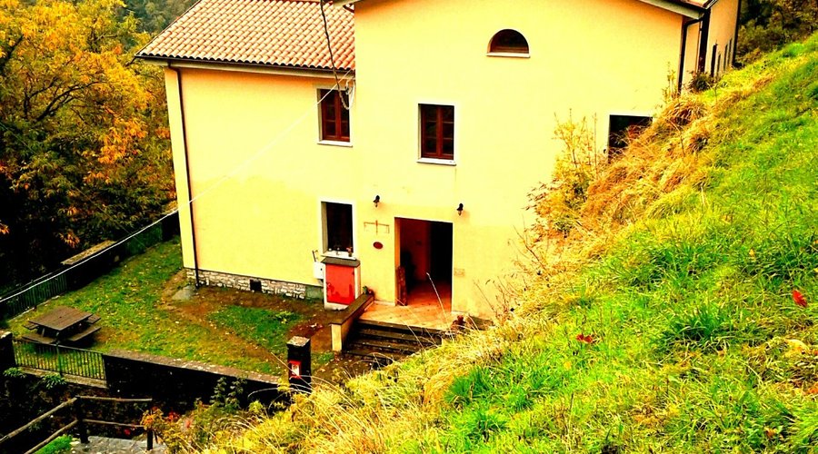 Ostello e giardino