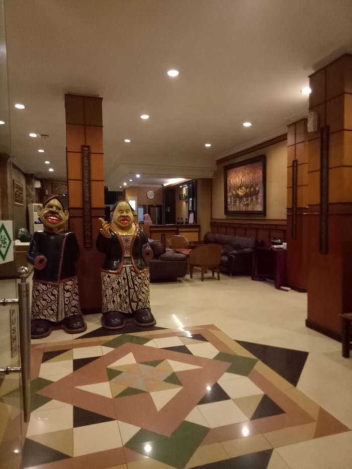 HOTEL SILIWANGI (Semarang, Indonesia) Ulasan & Perbandingan Harga