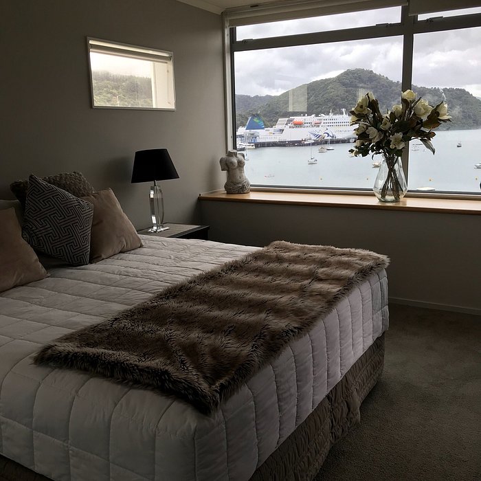 APARTMENTS ON THE WATERFRONT PICTON - Prices & Lodge Reviews (New Zealand)