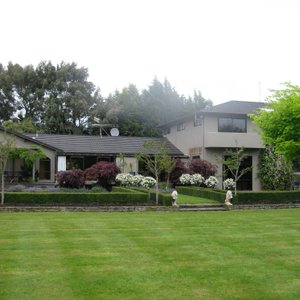 B & B Exterior