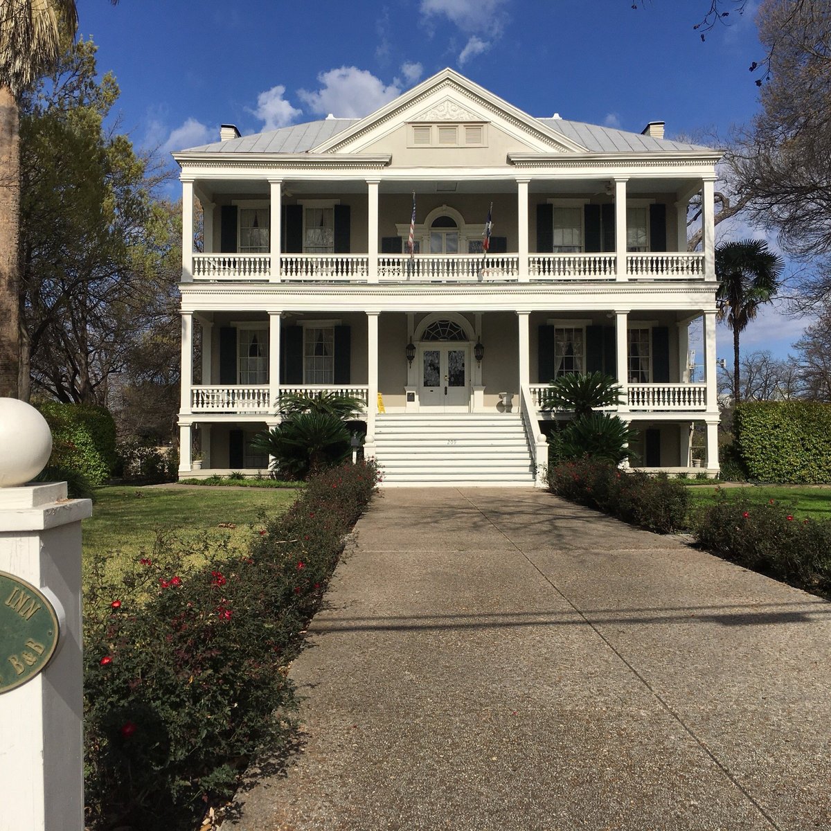 NOBLE INNS - THE OGE HOUSE, INN ON THE RIVERWALK - Updated 2022 Prices ...