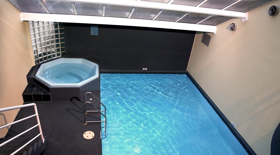 Pool from mezzanine