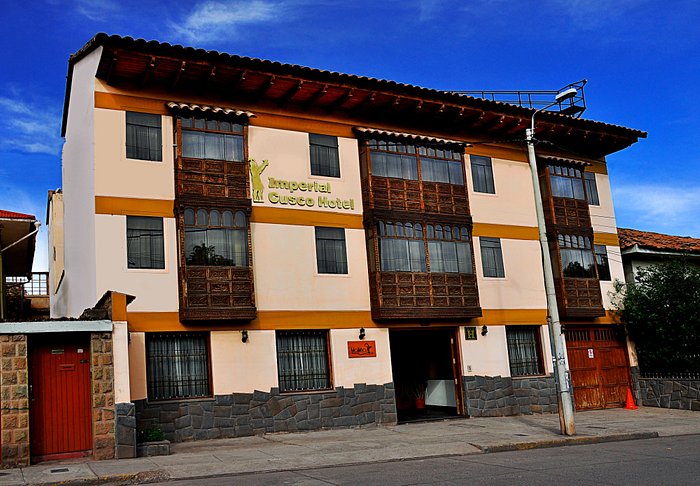 Imperial Cusco Hotels se encuentra ubicado en la Av. Centenario 741,la zona es tranquila y esta 
