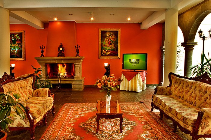 Lobby Principal de Imperial Cusco Hotel,para compartir con amigos que nos visitan en el hotel.