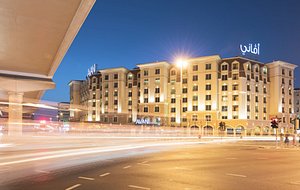 AVANI Deira Dubai Hotel in Dubai, image may contain: City, Urban, Street, Condo