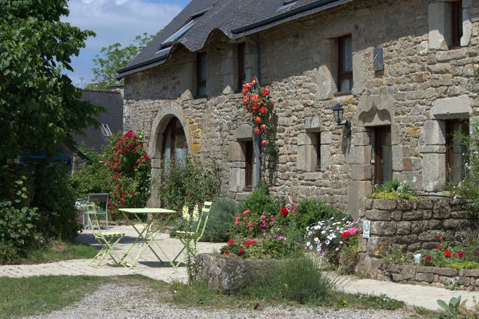 FERME DE KERVIHERN - Updated 2024 Prices & Guest house Reviews (France ...