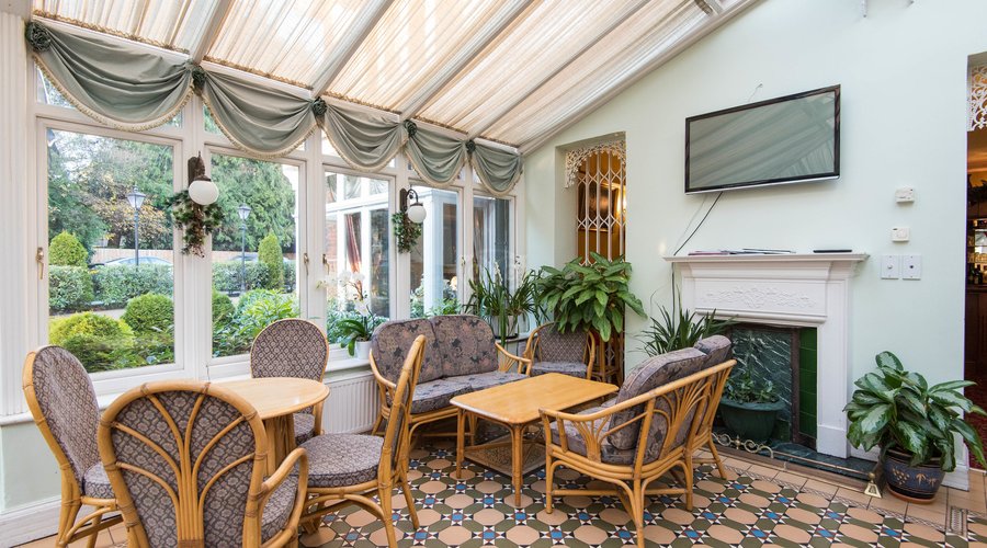 Breakfast Room at the Ardmore House