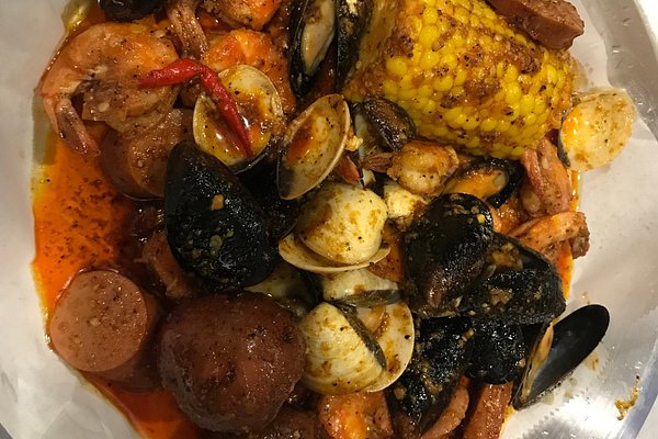 Boiled Seafood Combo ?w=600&h=400&s=1