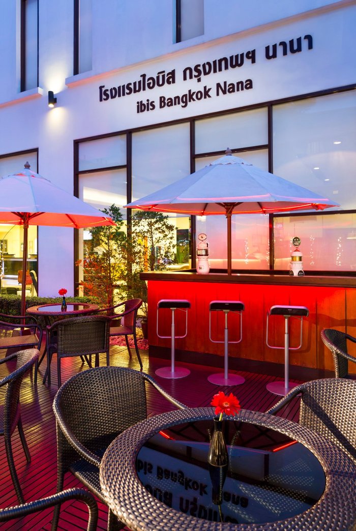 Ibis Bangkok Sukhumvit 4 Bar or Lounge: Pictures & Reviews - Tripadvisor