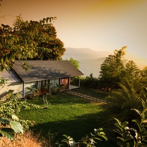 The Camel Cabin