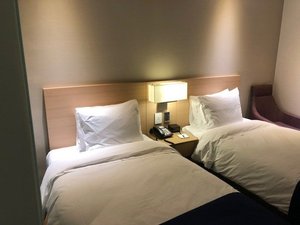 Room & Suite