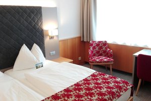 Zimmer und Suite