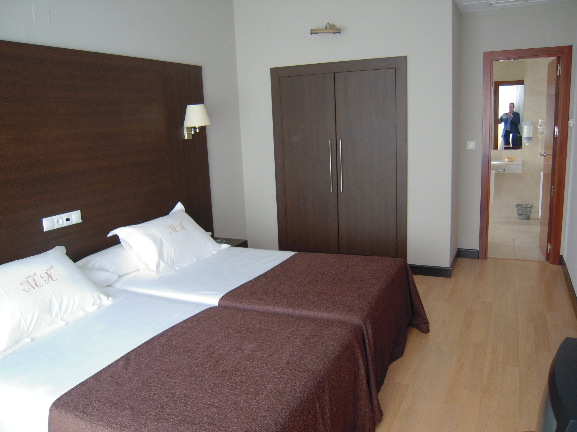 Hotel photo 1 of Hotel Mendez Nunez.