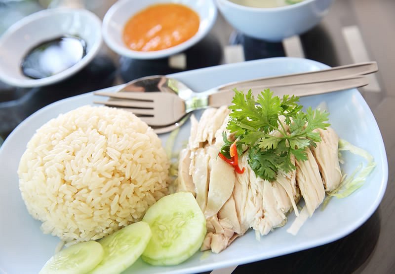 Tripadvisor  Tour de comida secreta com os moradores em Bangkok