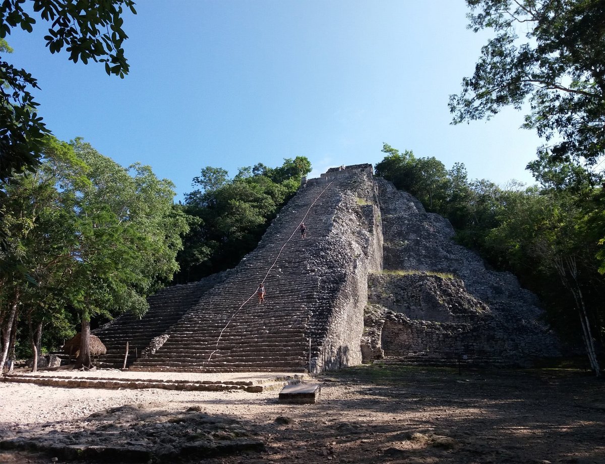 playa del carmen pyramid tours