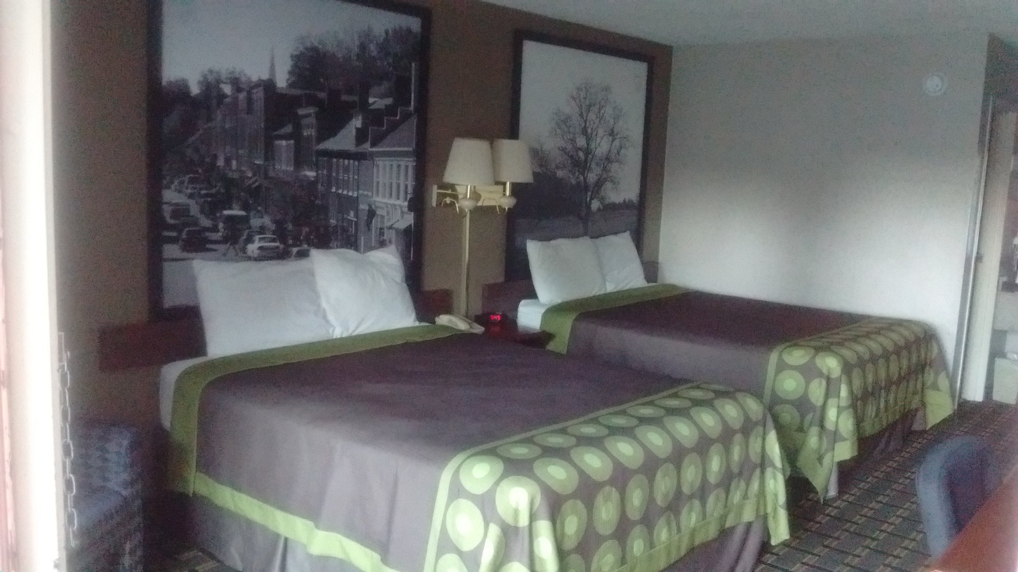 Hotel photo 33 of Super 8 by Wyndham Knoxville West/Farragut.