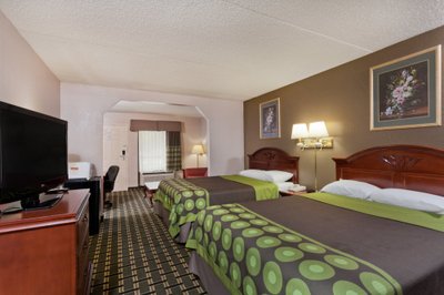 Hotel photo 4 of Super 8 by Wyndham Knoxville West/Farragut.