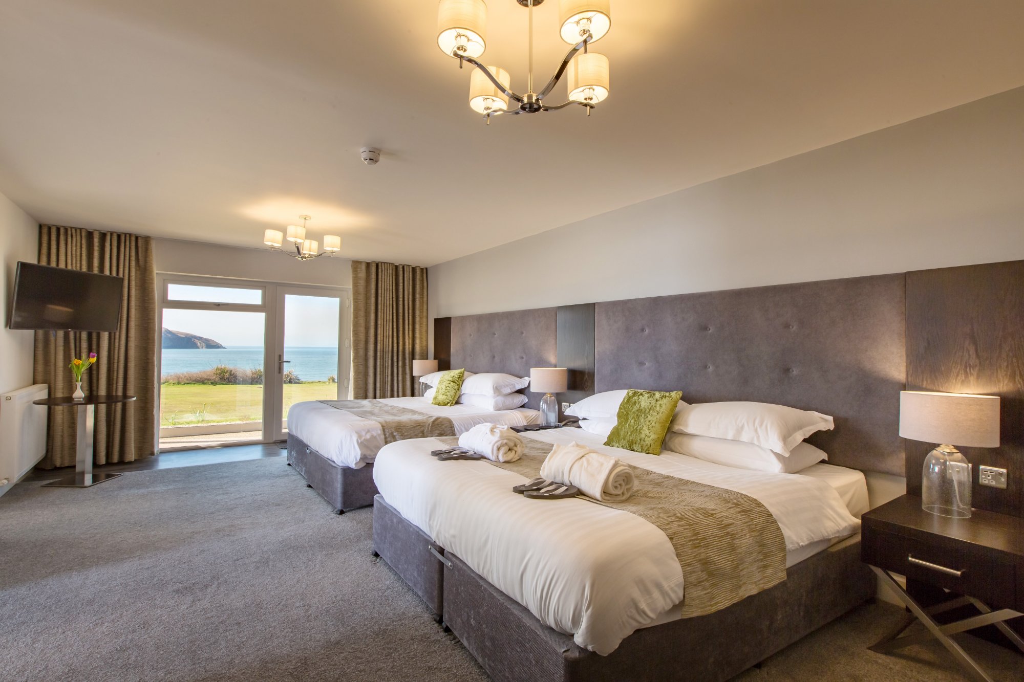 THE CLIFF HOTEL & SPA - Updated 2023 Reviews (Cardigan)