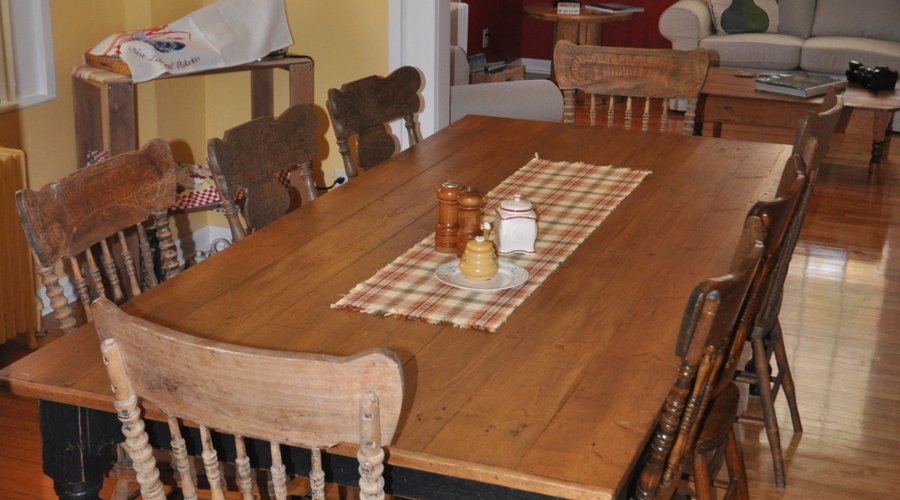 Breakfast Room