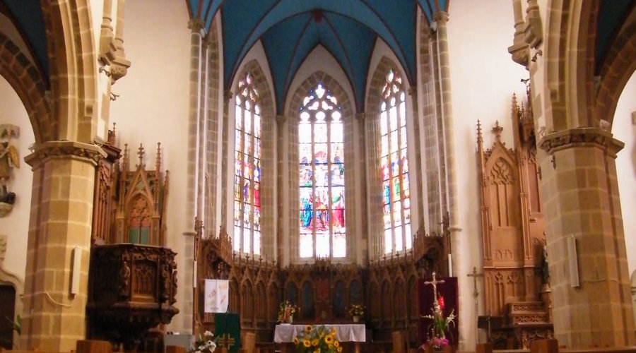 Nef principale de l'église