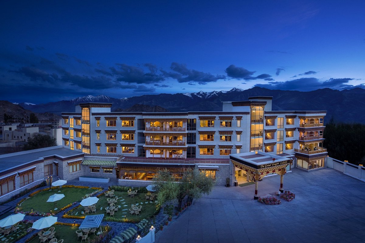 The Grand Dragon Ladakh, hotel in Leh