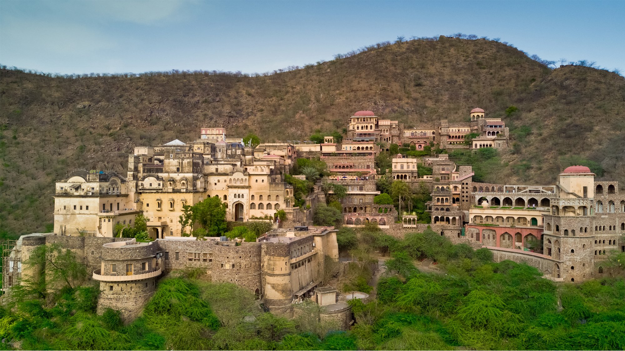 Neemrana Fort Palace| Heritage Resort near Jaipur | Stay near Jaipur