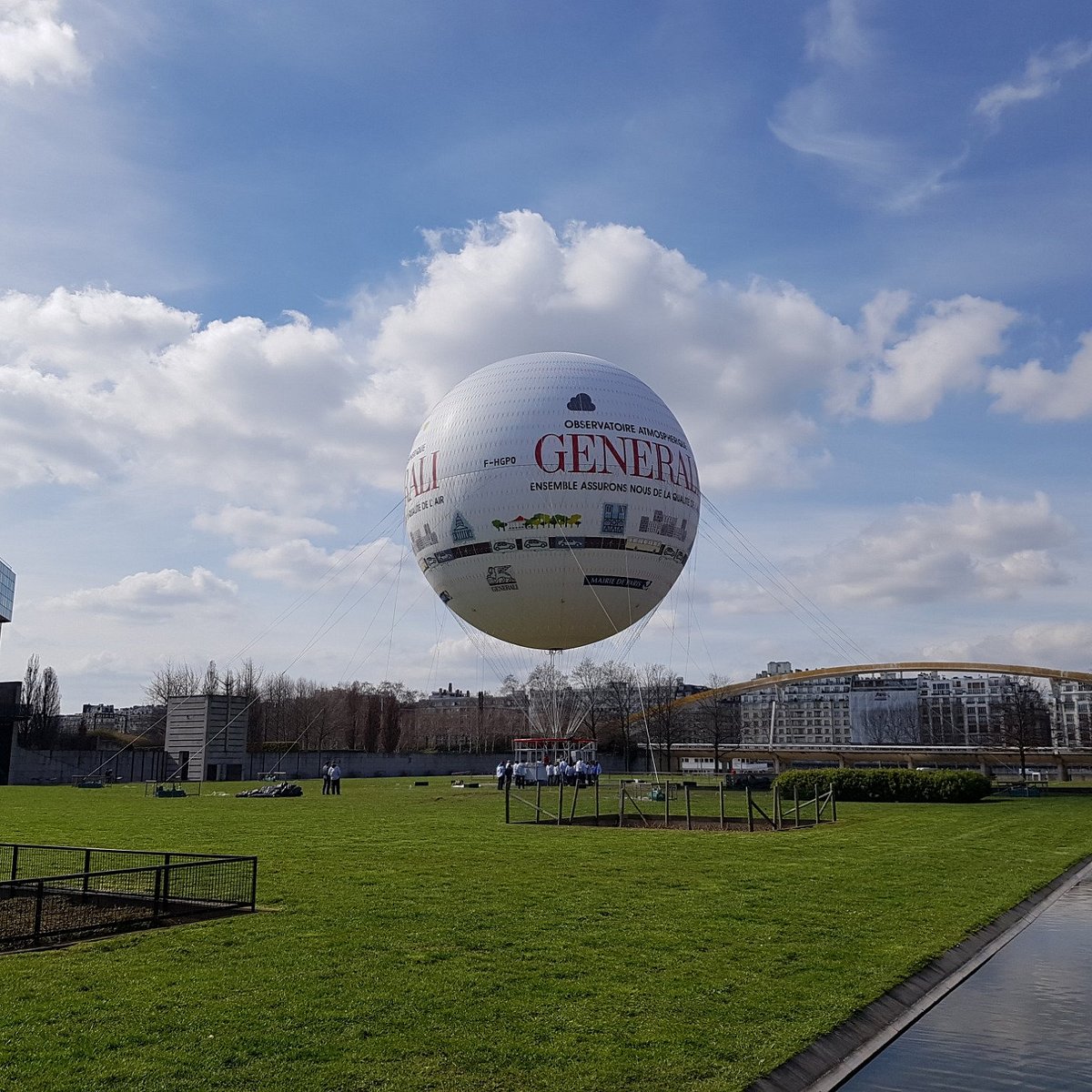 Gros Ballon 1,5m vert/rouge, Attractions & Jeux