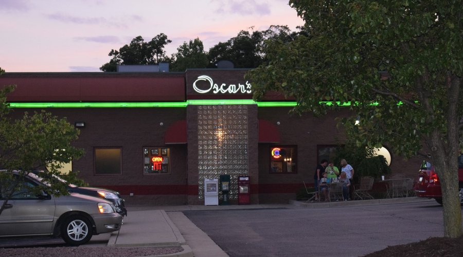 Oscar's Classic Diner