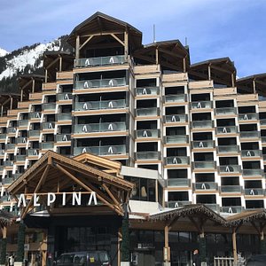 Façade de l'Alpina Eclectic Hôtel