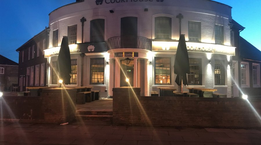 CookHouse, a newly refurbished family-friendly pub and carvery, with a stylish and contemporary 