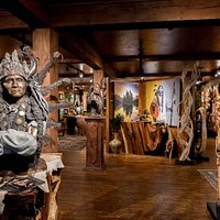 Sunti World Art Gallery, Whitefish