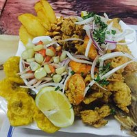 Comida casera de buen gusto .