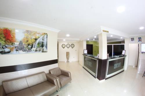 CELIA'S SUITES - Prices & B&B Reviews (Abeokuta, Nigeria)