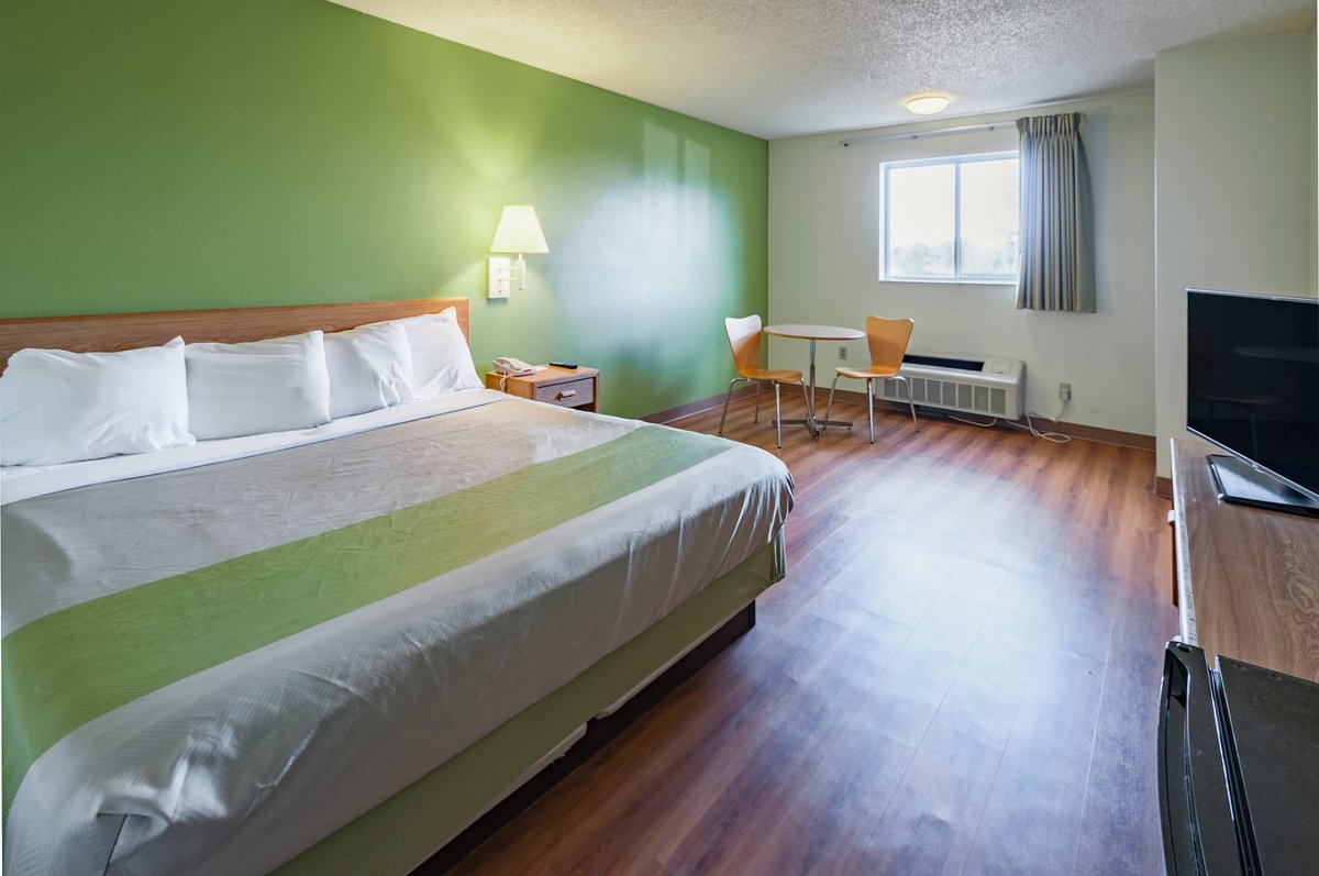 Motel 6 Drums Pa
