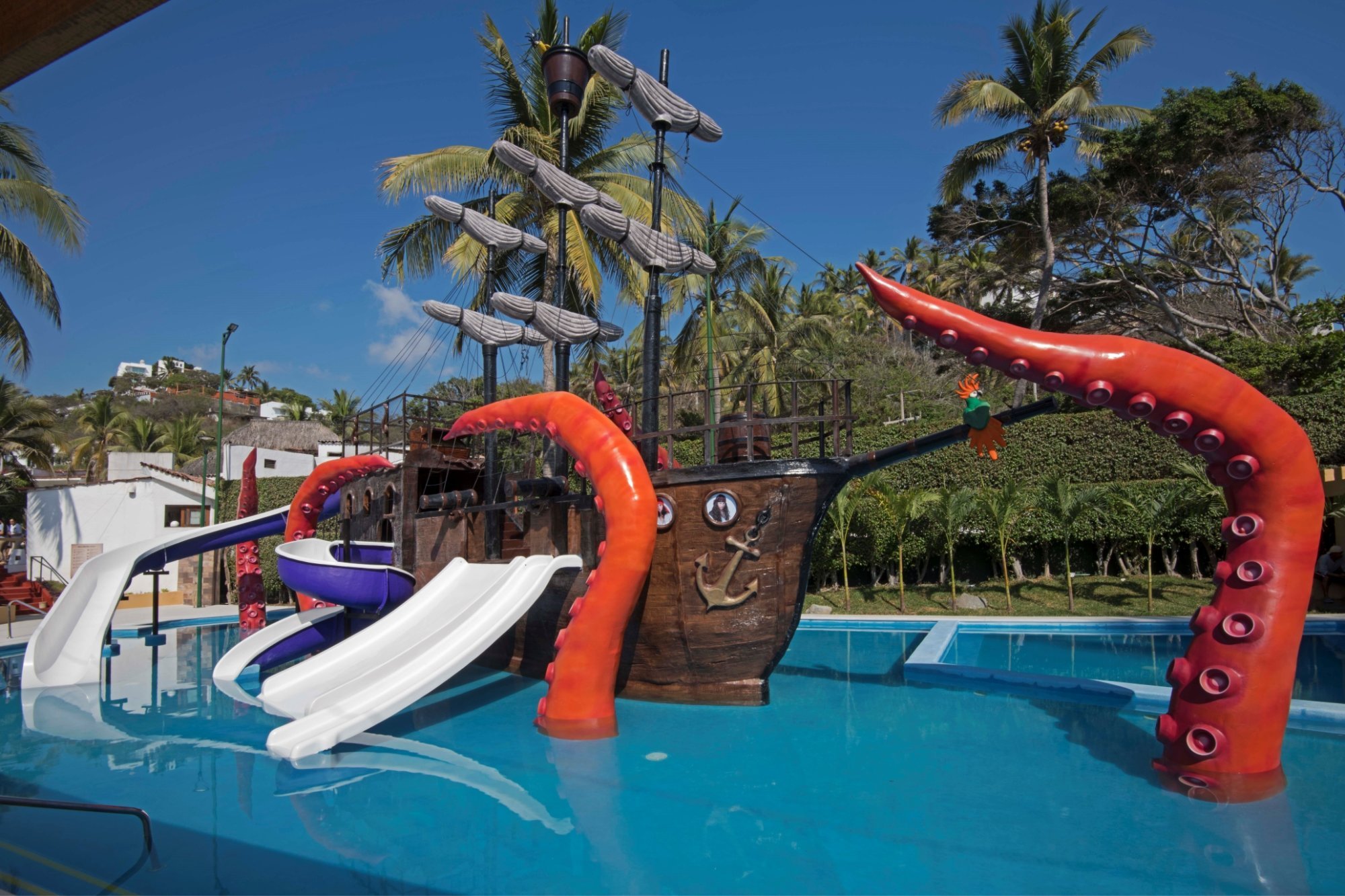 Hotel Vista Playa De Oro Manzanillo C 1 6 7 C 104 UPDATED Prices   Acuapark Kraken 