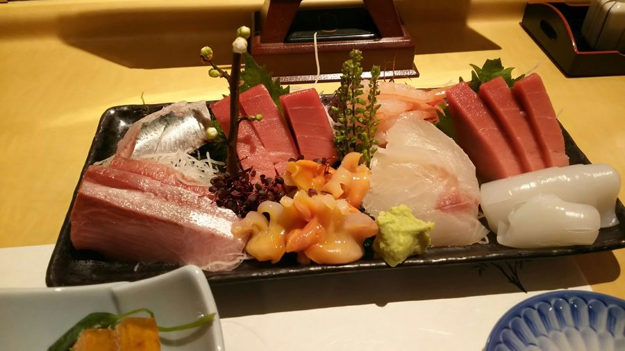 刺身盛り合わせ