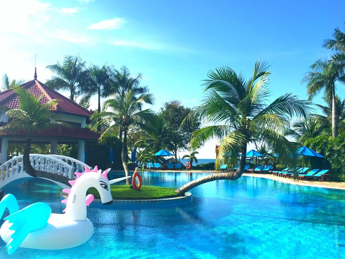 SOKHA BEACH RESORT (Sihanoukville, Kamboja) - Ulasan & Perbandingan Harga  Hotel - Tripadvisor