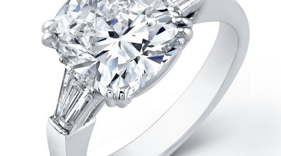 Diamond ring